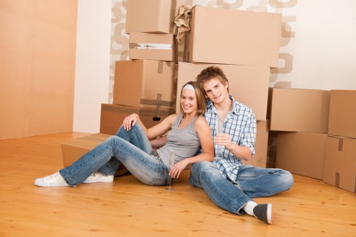 Mobile self storage unit delivered to a Lambeth home